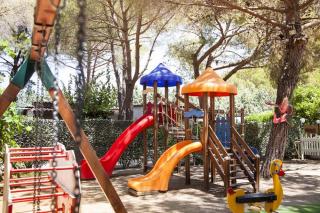 Villaggio Black Marlin